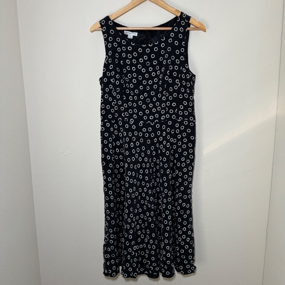 Pendleton 100% Silk Black & White Circle Print Sleeveless Midi Dress Size 12 - Picture 1 of 5